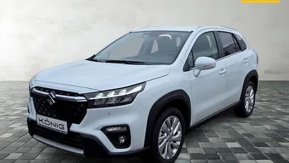 Weiß Gebraucht 2024 Suzuki SX4 S-Cross Comfort SUV | 23.499 € (Fairer Preis)