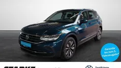 Blau Gebraucht 2024 VW Tiguan Move SUV | 35.150 € (Fairer Preis)