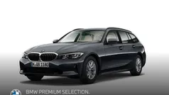 Grau Gebraucht 2022 BMW 320 Sport Line Kombi | 25.998 € (Superpreis)