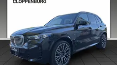 Grau Neu 2025 BMW X5 M Sport SUV | 104.070 € (Superpreis)