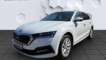 Usata Skoda Octavia Ambition 204 CV (150 kW) 2022 Bianco Station wagon