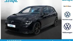 Deep black perleffekt Gebraucht 2023 VW Golf VIII Style Limousine | 28.890 € (Fairer Preis)