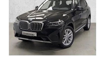Gebraucht BMW X3 Sport Line 190 PS (139 kW) 2022 Schwarz SUV