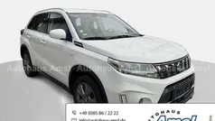 Weiß Gebraucht 2022 Suzuki Vitara Comfort SUV | 20.890 € (Fairer Preis)