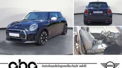 Schwarz Gebraucht 2021 Mini Cooper SE Classic Kleinwagen | 15.660 € (Fairer Preis)