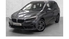 Grau Gebraucht 2021 BMW 220 Sport Line Van / Kleinbus | 25.990 € (Fairer Preis)