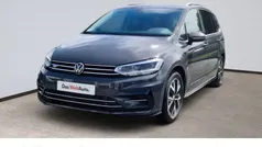 Grau Gebraucht 2023 VW Touran Highline Van / Kleinbus | 34.920 € (Fairer Preis)