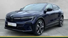 Blau Gebraucht 2025 Renault Mégane Komfort Limousine | 36.990 € (Guter Preis)