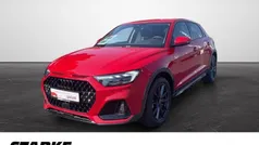 Rot (progressivrot metallic) Gebraucht 2024 Audi A1 Ambiente Kleinwagen | 27.280 € (Fairer Preis)