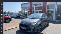 Gebraucht 2021 Toyota Yaris Hybrid Team Kleinwagen | 16.750 €