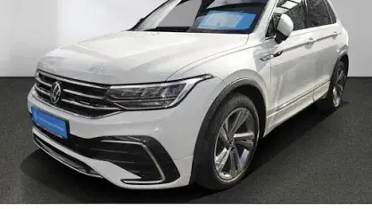 Gebraucht VW Tiguan R-line 150 PS (110 kW) 2024 Pure white SUV