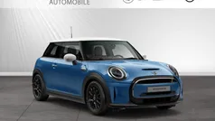 Blau Gebraucht 2023 Mini Cooper SE Kleinwagen | 21.777 € (Fairer Preis)