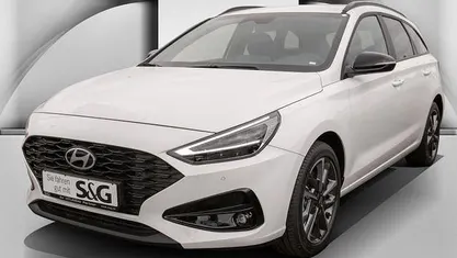 Neu Hyundai i30 Advantage 140 PS (102 kW) 2025 Atlas white Kombi