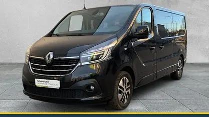 Schwarz Gebraucht 2021 Renault Trafic Van / Kleinbus | 35.890 € (Fairer Preis)