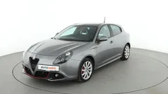 Grau Gebraucht 2016 Alfa Romeo Giulietta Veloce Kleinwagen | 16.180 € (Fairer Preis)