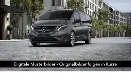 Grau Gebraucht 2021 Mercedes e-Vito Van / Kleinbus | 37.950 € (Fairer Preis)