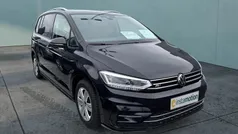 Schwarz Gebraucht 2024 VW Touran Move Van / Kleinbus | 37.340 € (Fairer Preis)