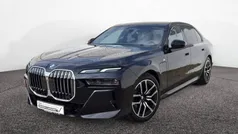 Gebraucht 2024 BMW 750e M Sport Limousine | 102.950 €