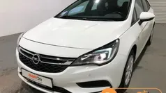 Weiß Gebraucht 2017 Opel Astra Edition Kombi | 7.450 € (Superpreis)