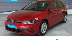 Gebraucht 2024 VW Golf VIII Life Limousine | 24.990 € (Fairer Preis)