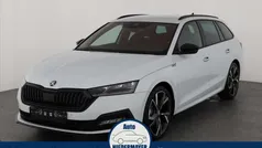 Moon white perleffekt Gebraucht 2023 Skoda Octavia SportLine Kombi | 35.995 € (Fairer Preis)