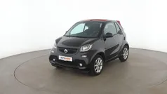 Schwarz Gebraucht 2019 Smart ForTwo Cabrio Basis Cabrio | 14.980 € (Fairer Preis)