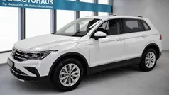 Weiß Gebraucht 2023 VW Tiguan Elegance SUV | 35.740 € (Fairer Preis)