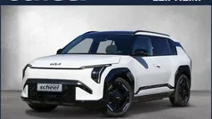 Schneeweiss Gebraucht 2025 Kia EV3 Comfort SUV | 42.890 € (Fairer Preis)