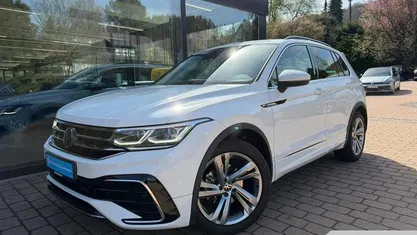 Usado VW Tiguan R-line 150 HP (110 kW) 2022 Branco SUV