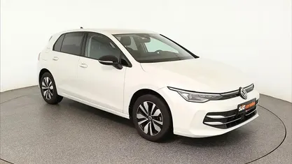 Gebraucht VW Golf VIII Goal 110 PS (80 kW) 2025 Weiß Limousine