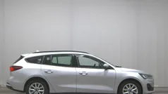 Silber Gebraucht 2022 Ford Focus Cool & Connect Kombi | 13.380 € (Guter Preis)