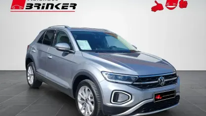 Gebraucht VW T-Roc Style 150 PS (110 kW) 2023 Pyrit silber metallic SUV