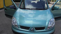 Grün Gebraucht 2003 Renault Kangoo Privilege Van / Kleinbus | 2.999 € (Etwas zu teuer)