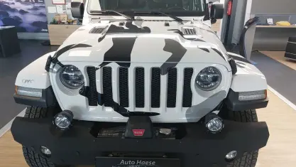 Used Jeep Wrangler Sahara 271 HP (199 kW) 2019 SUV