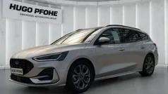 Silber Gebraucht 2023 Ford Focus ST-Line Kombi | 27.245 € (Fairer Preis)