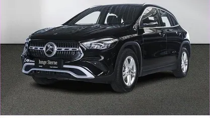 Gebraucht Mercedes GLA200 Advanced 163 PS (119 kW) 2024 Schwarz SUV