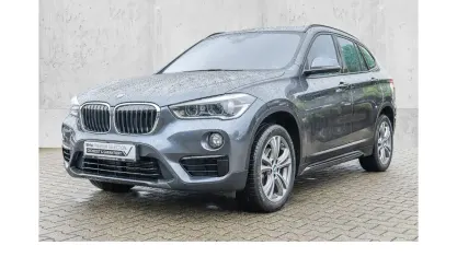Gebraucht BMW X1 Sport Line 150 PS (110 kW) 2019 Grau SUV
