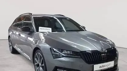 Usata Skoda Superb SportLine 200 CV (147 kW) 2023 Grigio Station wagon