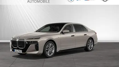 Gebraucht BMW 740 M Sport 299 PS (219 kW) 2025 Oxidgrau ii metallic Limousine