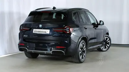Gebraucht BMW iX3 Sport Line 80 kW (109 PS) 2022 Schwarz SUV