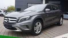 Mountaingrau met. Gebraucht 2017 Mercedes GLA220 Urban SUV | 21.950 € (Fairer Preis)