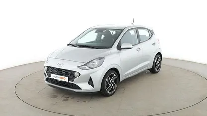 Gebraucht Hyundai i10 Trend 84 PS (61 kW) 2021 Grau Kleinwagen