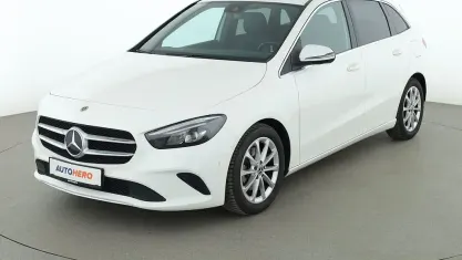 Gebraucht Mercedes B200 Progressive 163 PS (119 kW) 2020 Weiß Kleinwagen
