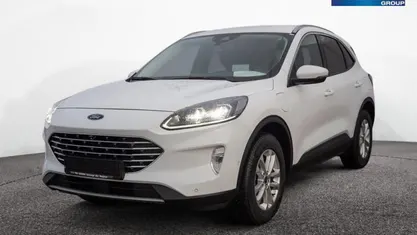 Gebraucht Ford Kuga Titanium X 224 PS (164 kW) 2022 Frozen white SUV