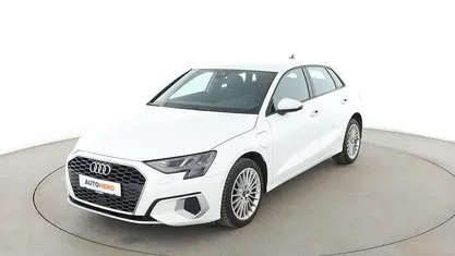 Gebraucht Audi A3 Advanced 116 PS (85 kW) 2022 Weiß Limousine