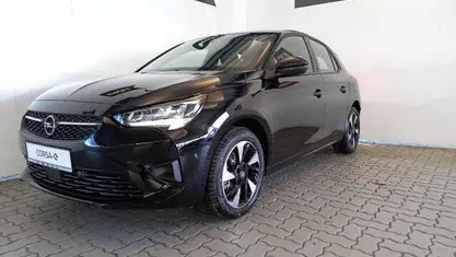 Schwarz Gebraucht 2023 Opel Corsa Limousine | 21.900 € (Etwas zu teuer)