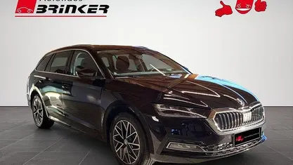 Schwarzmagic perleffekt Gebraucht 2022 Skoda Octavia Style Kombi | 25.930 € (Fairer Preis)