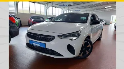 Gebraucht Opel Corsa-e Elegance 100 kW (136 PS) 2023 Weiß Kleinwagen