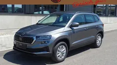 Graphitegrau metallic Neu 2025 Skoda Karoq Selection SUV | 38.990 € (Guter Preis)