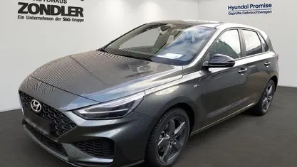 Met (grau Gebraucht 2022 Hyundai i30 N Line Limousine | 18.490 € (Guter Preis)